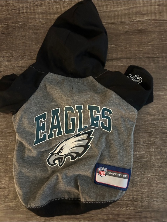 Other - Eagles Tee for your pup in Gray & Black